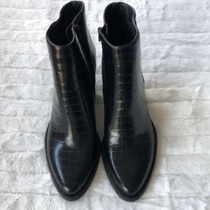 Madden Girl NWOT Size 11 Klicck Ankle Bootie